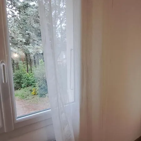 בית נופש Le Nid Du Canal Pezens
